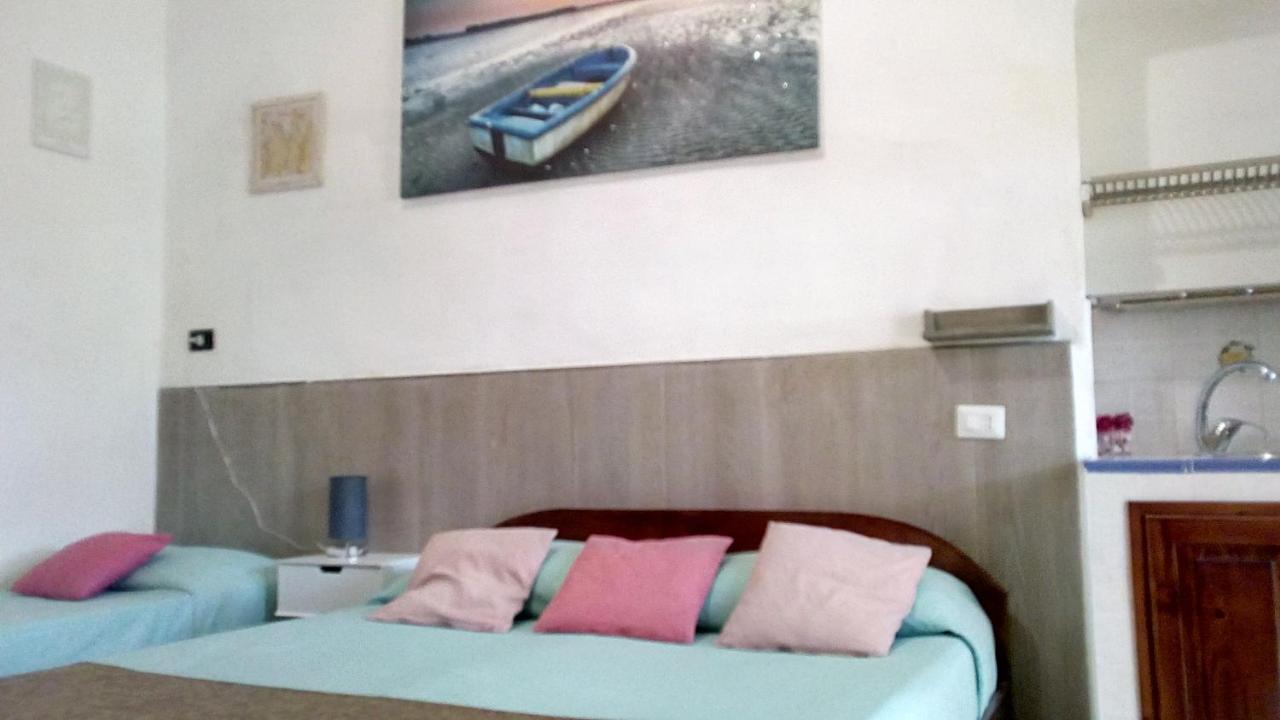 سترومبولي B&B Casa Frank المظهر الخارجي الصورة